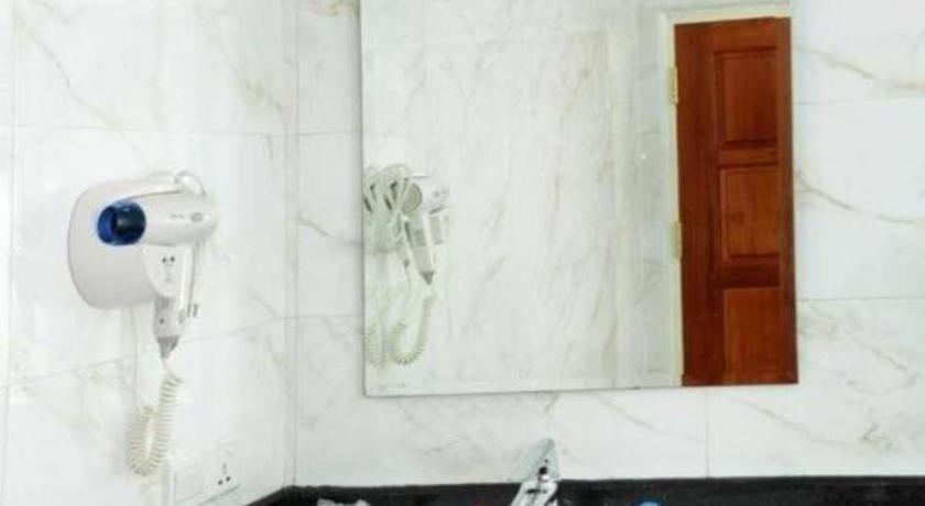 8Day Hotel Yangon Luaran gambar