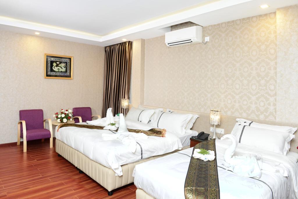 8Day Hotel Yangon Luaran gambar